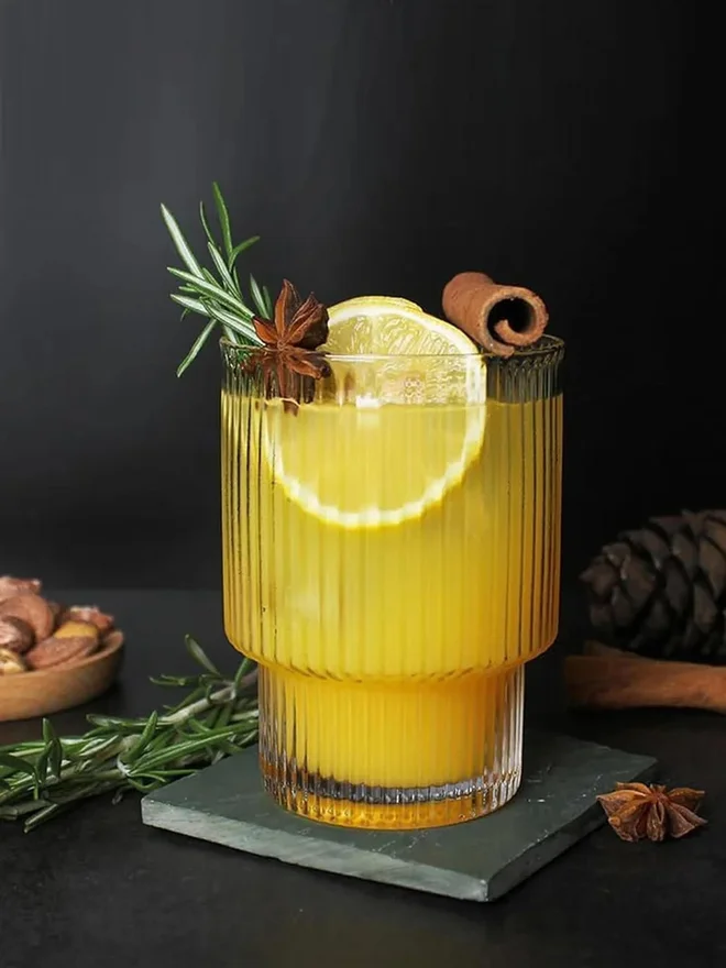 1 تشيس 1CHASE Set of 4 - Ribbed Drinking Glasses with Glass Straw 330ml